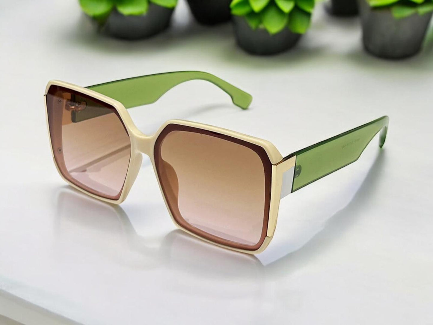 Sunglass